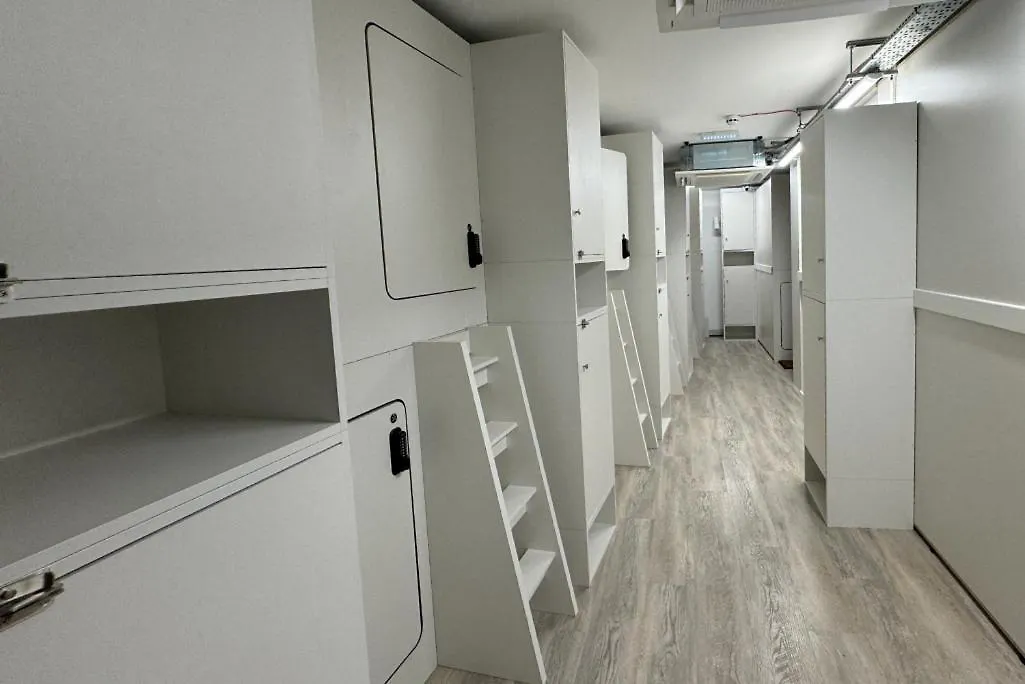 Hotel Komo Pods
